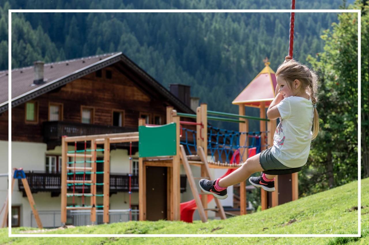 Design-Appartementhaus - Urlaubsresort Hafele St Jakob in Defereggen Eksteriør billede